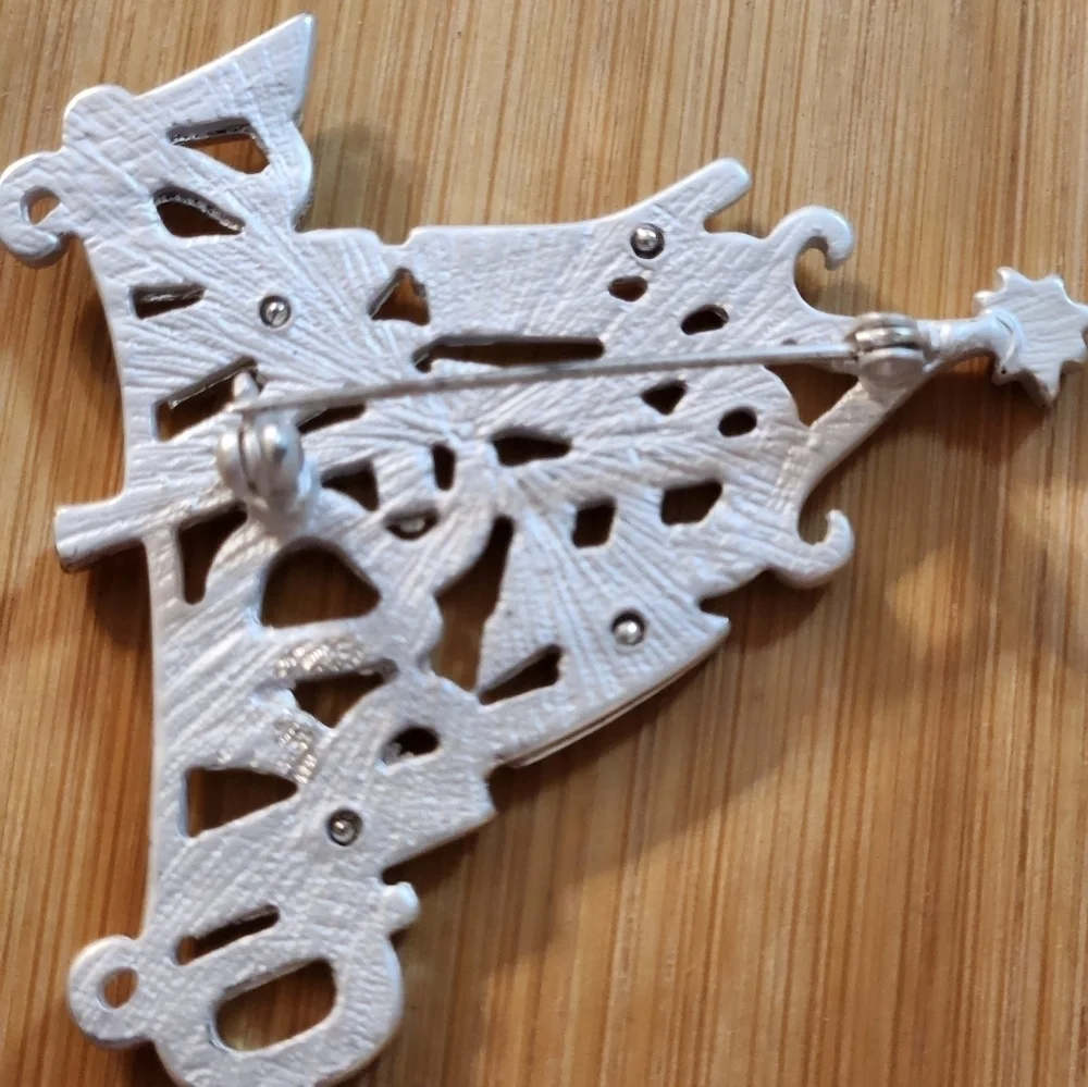 Kim Rogers Merry Christmas Tree Brooch Pin Silver